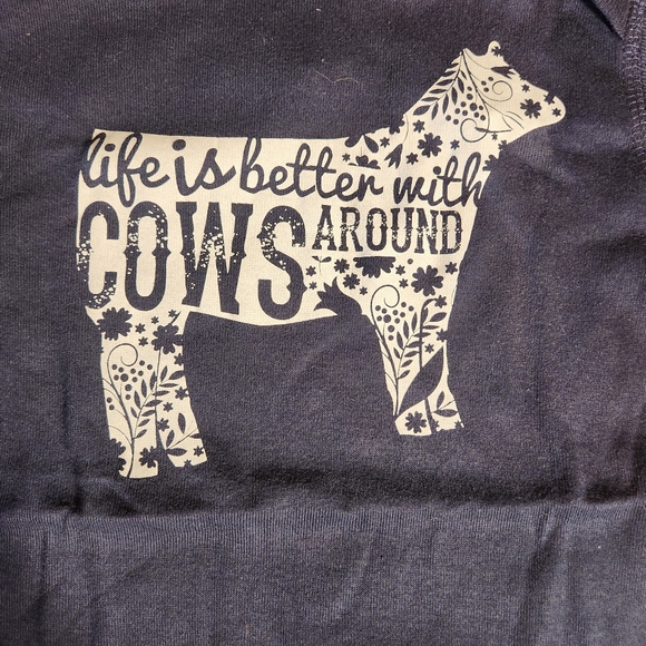 "Life is Better With Cows" onesie 12, 18, 24 mos - Picture 2 of 3